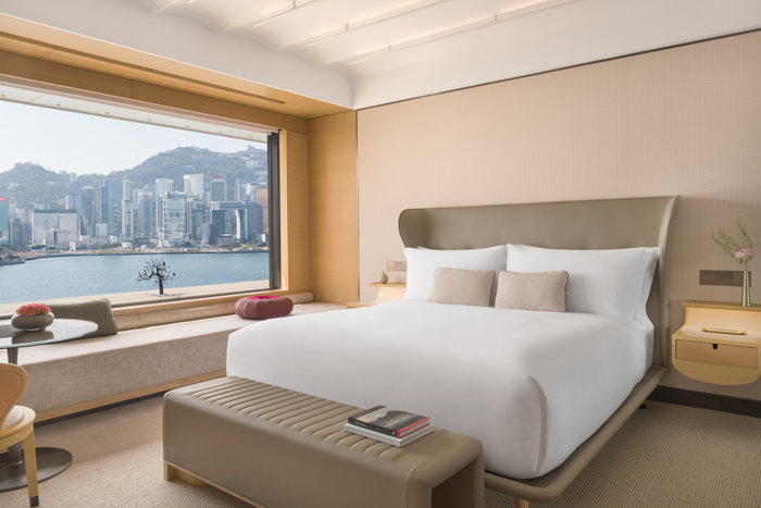 Classic Harbourview Room With Moongate Bath - Regent Hong Kong