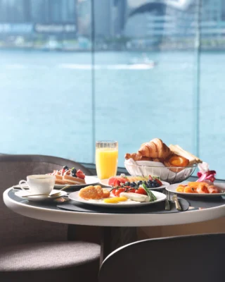 Start your day with a morning ritual at Regent Hong Kong. The aroma of freshly baked croissants and pastries fills the air, while gentle morning light bathes Victoria Harbour, creating a calming and inspiring atmosphere. 
 
Savor each bite and let the stunning beauty outside your window turn breakfast into a cherished moment. Here’s to a heartfelt and beautiful beginning to your day. 
 
以早餐儀式開啟新一天：牛角包與酥點香氣四溢、窗外維港晨光溫柔流轉。美景與美食交織，讓每個早晨都倍感溫馨。
 
在這份靜謐與美好中，細味屬於自己的晨間時光。
 
#RegentHongKong #RegentHotelsandResorts #RegentDiningDestination #Reimagined #PersonalHavens #FramedViews #AweInspiringMoments #VictoriaHarbour