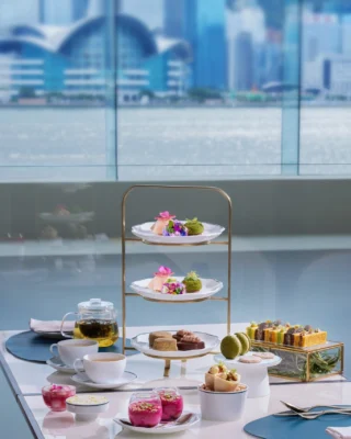 Indulge in a Summer Spectacle at Regent Hong Kong 

Don’t miss the chance to savor the extraordinary Mineko Kato Afternoon Tea at Lobby Lounge—only available until July 31. Crafted by Asia’s Best Pastry Chef 2024, this exclusive plant-based collection is a vibrant celebration of summer’s finest flavors. Each exquisite dessert artfully blends stunning presentation with irresistible taste, transforming your afternoon into a true feast for the senses.

Seats are filling quickly for this limited-time collaboration. Reserve now and treat yourself to a one-of-a-kind, vibrant afternoon tea experience before it’s gone. 

Elevate your afternoon—luxury, artistry, and flavor await.

把握機會，於香港麗晶酒店大堂酒廊細味期間限定的全植物性下午茶「L’Alchimia dei Profumi」，只限至7月31日。由2024亞洲最佳甜品師加藤峰子（Mineko Kato）精心設計，每一道甜品皆揉合夏日風味與藝術美感，層次豐富，賞心悅目。

立即預訂人氣下午茶，別錯過這場獨一無二、繽紛奪目的下午茶饗宴。

#RegentHongKong #RegentHotelsandResorts #RegentDiningDestination #LobbyLounge #Valrhona #ValhronaAsia #ValrhonaChocolate  #Adamance #Adamancefruits #FruitPuree #Pariani #AuthenticFlavor
